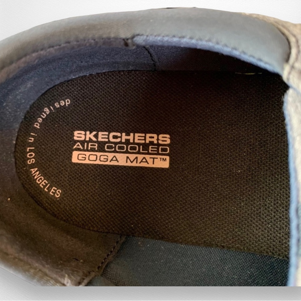 Women’s Clarks Sneakers 11 Grey Blue Slip On Skechers Air Cooled Goga Mat Insole - Picture 6 of 9